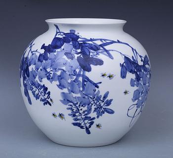 Jingdezhen International Ceramic Auction Collection