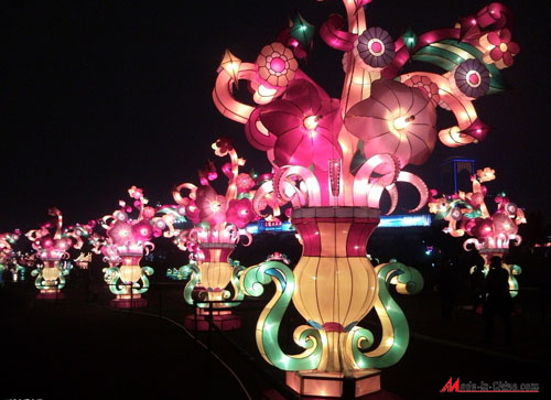 Although the Lantern Festival has passed, the Lantern Festival still exists.