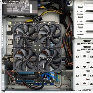 The history of the largest CPU radiator appeared four fan twelve heat pipe