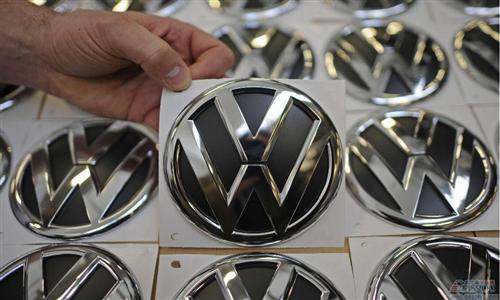 Volkswagen's second quarter net profit sharply reduced by 50%