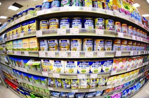 China strictly controls overseas infant milk powder