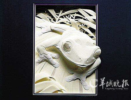 Delicate and amazing paper sculpture appreciation