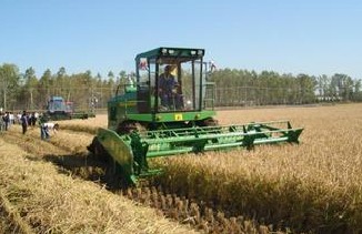 Engineering machinery giants have entered the agricultural market