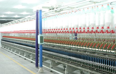 The deep penetration of the textile industry depends on internal and external forces