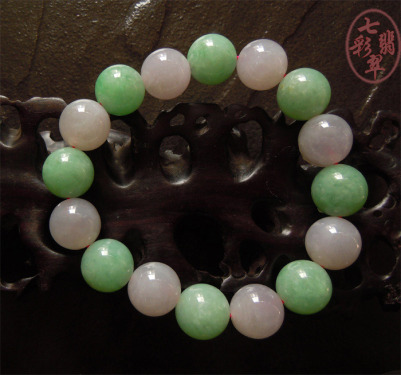 Color jade became the darling of the market. Measurement standards valued "color"