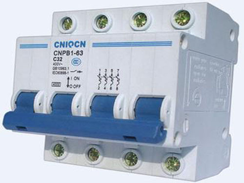 Precautions for the use of low-voltage circuit breakers