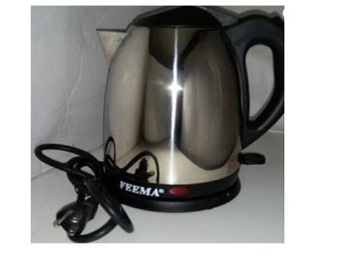 Canada recalls China-made radio kettle