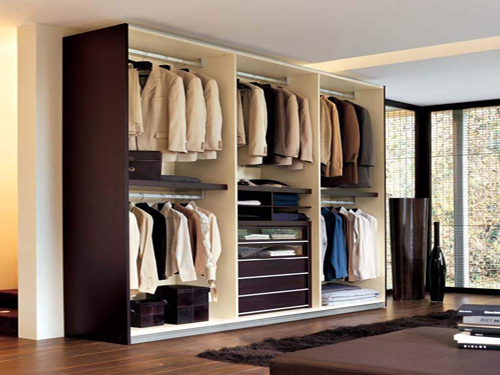 Design Drives the Closet Business Development