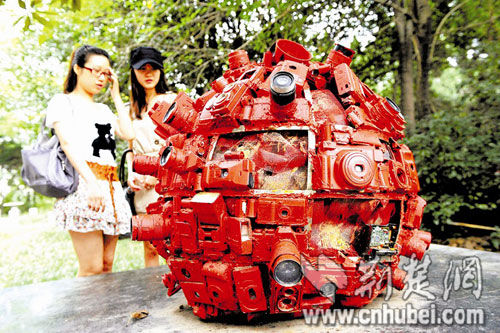 Wu Daâ€™s most cow sculpture was maliciously dismantled