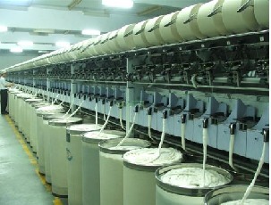 The overall smooth division of textile machinery is significantly different