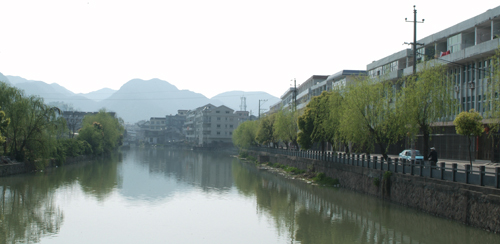 Police jumped to save the river but got sick