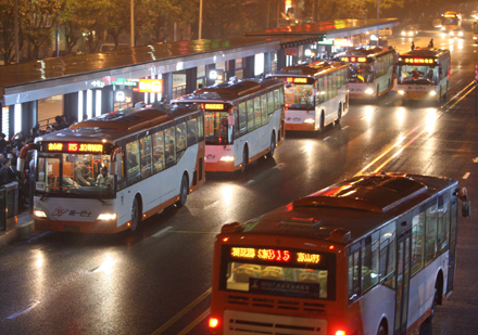 Guangzhou Bus Changed to LNG for 8 Years