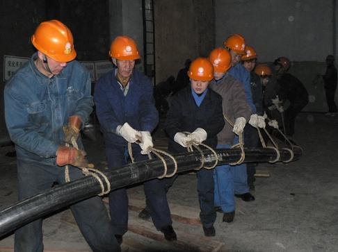 A cable laying of 220 kV system renovation project of Liuzhou Power Plant commenced