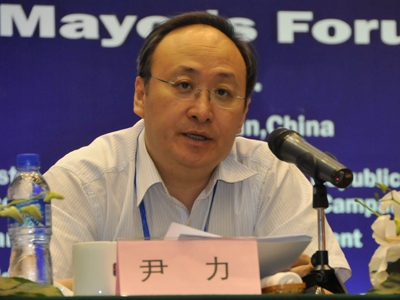 Director of Food and Drug Administration Yin Li: Protecting against major food safety accidents