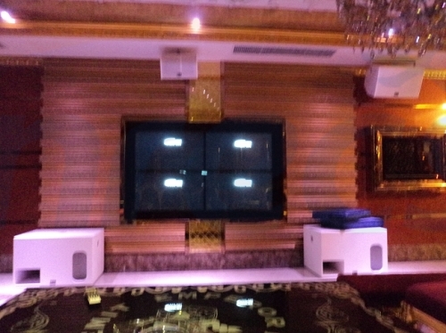 Into the entertainment market Anritsu LCD mosaic wall to create Fujian Club nightclub