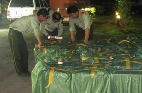 A large quantity of counterfeit tobacco was seized in Fujian