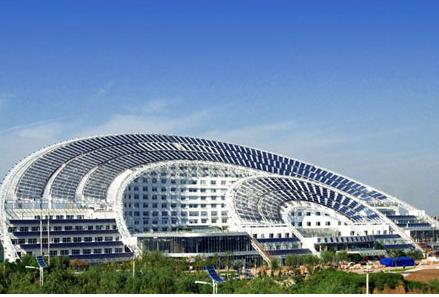 Qinghai into the largest photovoltaic power generation base in China