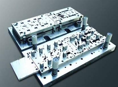 Hardware mold industry to the development of automation automation