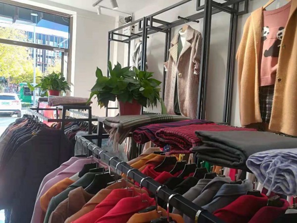 å¥³è£…ä»€ä¹ˆå“ç‰Œå¼ºï¼Ÿèœœæ€ç½—é›…åˆ˜å¥³å£«æ–°åº—å¼€ä¸šä¸ºä½ æ­æ™“è°œåº•