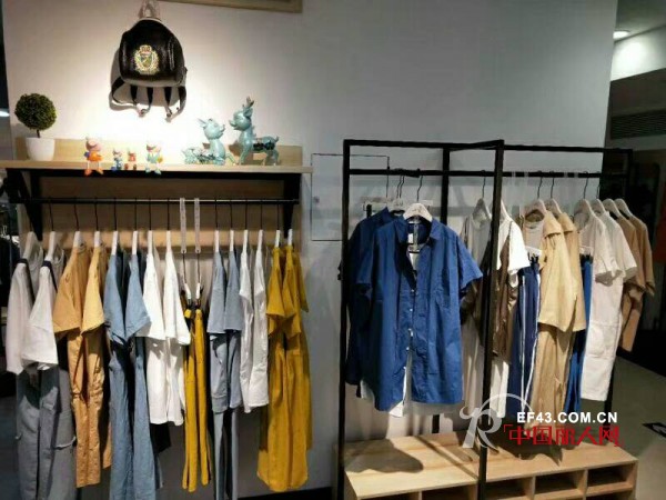 çƒ­çƒˆç¥è´ºåƒè‘µ.ç®€å°å§çš„è¡£æŸœå“ç‰Œå¥³è£…ä¸¤å®¶æ–°åº—éš†é‡å¼€ä¸š æ¬¢è¿Žæ‚¨çš„å…‰ä¸´ï¼