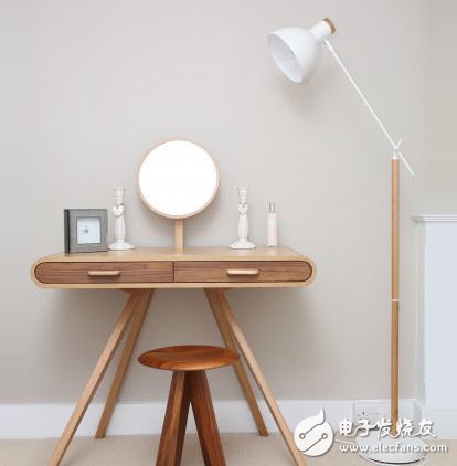 Floor Lamp