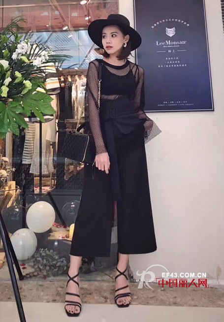 å¤å¤©ç©¿ä»€ä¹ˆå•å“æ›´æ¸…å‡‰ï¼Ÿå¤å­£æ€§æ„Ÿé€è§†è£…æ­é…