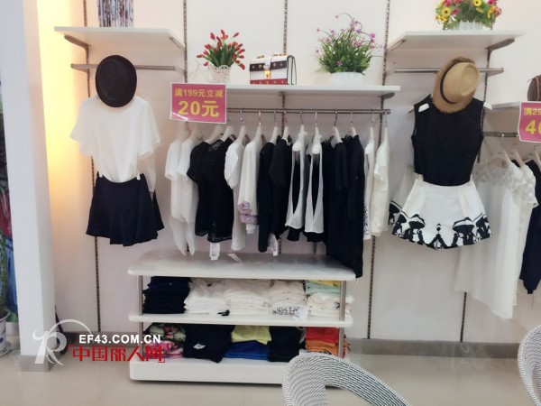 ç‚¹å å¥³è£…å…¥é©»æ±Ÿè¥¿å‰å®‰ æ–°åº—ç››å¤§å¼€ä¸š