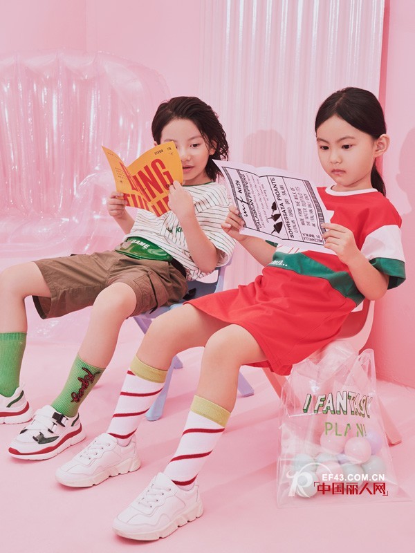 å¹¼å„¿å›­ç©¿ä»€ä¹ˆè¡£æœä¼šè®©è€å¸ˆæ³¨æ„ å„¿ç«¥æ˜¥å­£æµè¡Œä»€ä¹ˆè¡£æœ