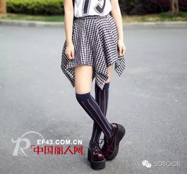 å¼€å­¦ç©¿æ­-æ—¶å°šåŠè†è¢œ æ‰“é€ é’æ˜¥å­¦é™¢é£Ž