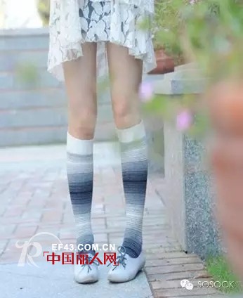 å¼€å­¦ç©¿æ­-æ—¶å°šåŠè†è¢œ æ‰“é€ é’æ˜¥å­¦é™¢é£Ž