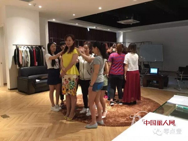 â€œç»å…¸æ•…äº‹â€å…¨å›½è”è¥åº—é“ºç¬¬ä¸€æœŸåº—é•¿+å‘˜å·¥åŸ¹è®­åœ†æ»¡è½å¹•