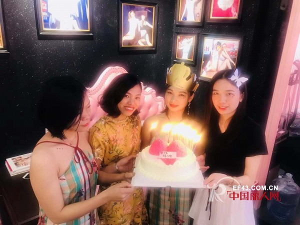 çƒ­çƒˆç¥è´ºå¸ƒè¿ªè®¾è®¡å¹¿è¥¿æ¡‚æž—é«˜æ–°ä¸‡è¾¾åº—ç››å¤§å¼€ä¸š
