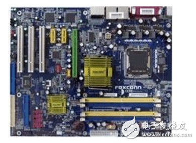 What is the difference between pcie and pci slots?