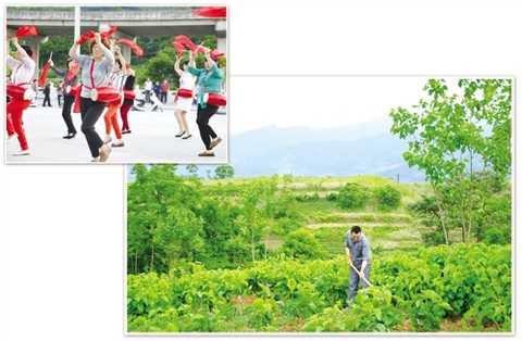 Top left Picture On the square of Xiyuan Community in Chihe Town, the villagers are encouraged to jump.