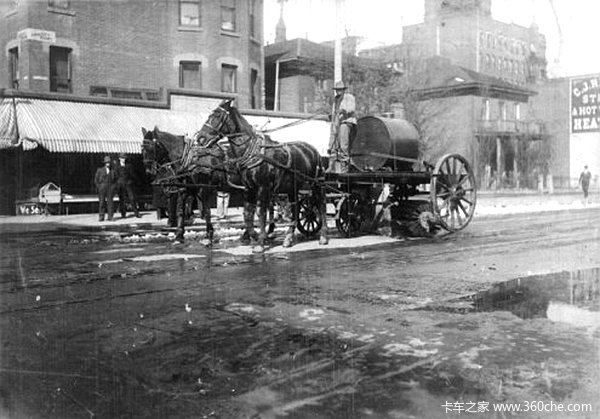 You don't know the old history The ancestor of the sweeper was the carriage