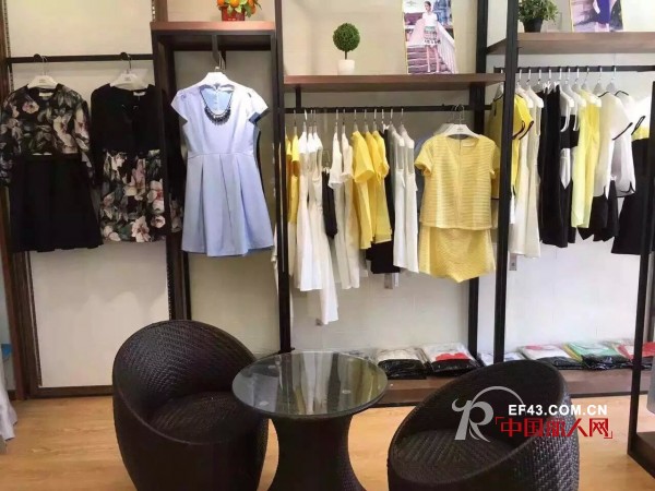 MARLOCAè”“éœ²å¡å¥³è£…åŒ—äº¬æ˜Œå¹³åº—ç››å¤§å¼€ä¸š