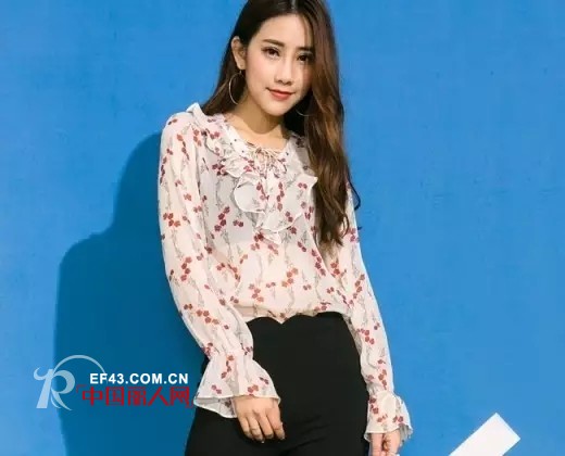 Saslaxæµè¡Œç©¿æ­|å¬è¯´ä»Šå¹´å¤å¤©å¦¹çº¸ä»¬éƒ½å–œæ¬¢ç©¿å°èŠ±è¡¬è¡«ï¼Œä½ æ€Žä¹ˆçœ‹ï¼Ÿ
