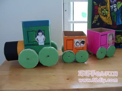 Vehicle Handcraft - Carton Train