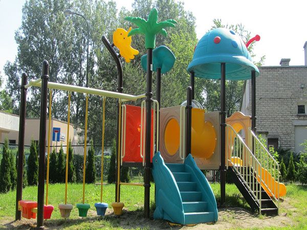 Children's play equipment manufacturers