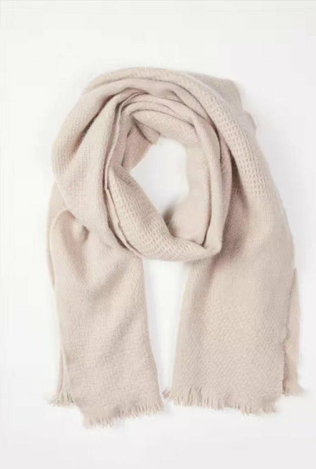 Mitch color cashmere scarf with what color coat the best look?
