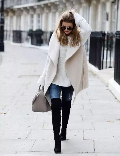 Don't take a small white shoe and coat it. This year's popular 3 pairs of shoes are comfortable and stylish, and match the coat.