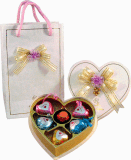 Heart-shaped chocolate box / wedding box / wedding gift box