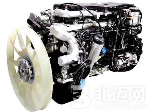Heavy truck engine maintenance
