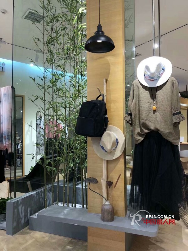 çƒ­çƒˆç¥è´ºå°šç¿æœé¥°SANIæ¡‚æž—é«˜æ–°ä¸‡è¾¾åº—è¯•è¥ä¸š