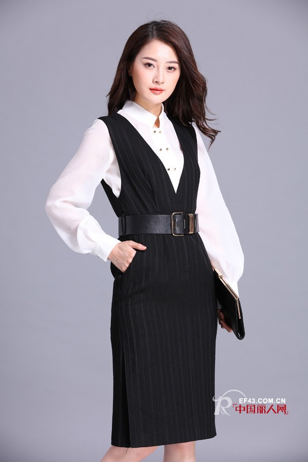 ä¼šç©¿é»‘è‰²çš„å¥³äºº è½»æ¾å±•éœ²è‡ªå·±é­…åŠ›