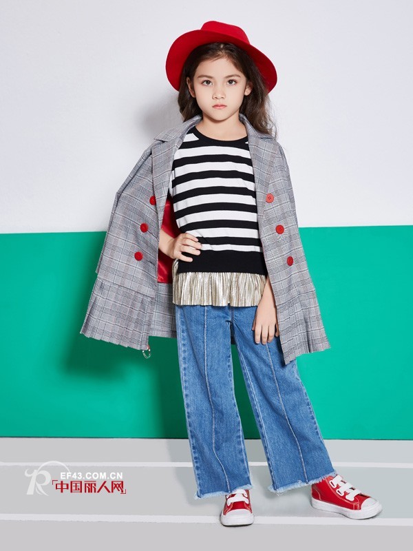 çº¢è‰²éž‹å­é…ä»€ä¹ˆè¡£æœ  çº¢è‰²çš„éž‹å­é…ä»€ä¹ˆé¢œè‰²