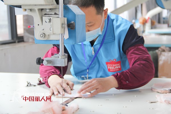 éƒ½å¸‚æ–°æ„Ÿè§‰|æ„Ÿè°¢æ‚¨çš„ç›¸ä¿¡ï¼Œåœ†æ‚¨ä¸€å¹´å¼€20å®¶å†…è¡£åŠ ç›Ÿåº—çš„æ¢¦