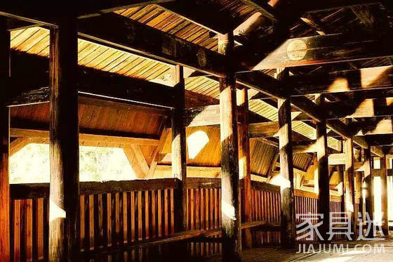 Partial æ¦«å¯ structure ancient building