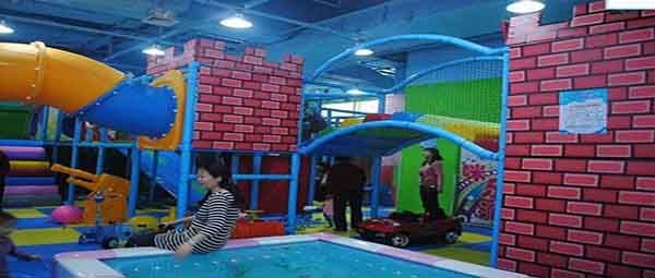 Which brand of children's play equipment is good?