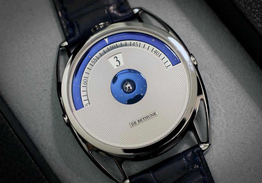 De Bethune science fiction new DB 28 Digitale watch